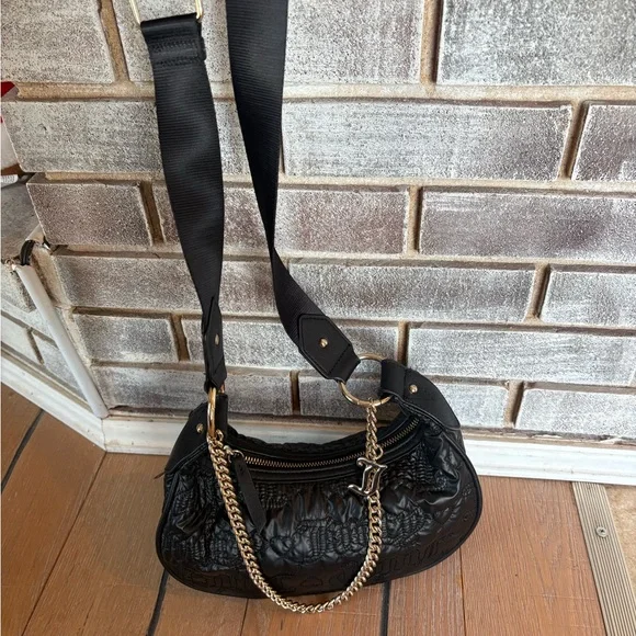 Juicy Couture Y2K Black Quilted Shoulder Bag with Gold Chain - Picture 2 of 6